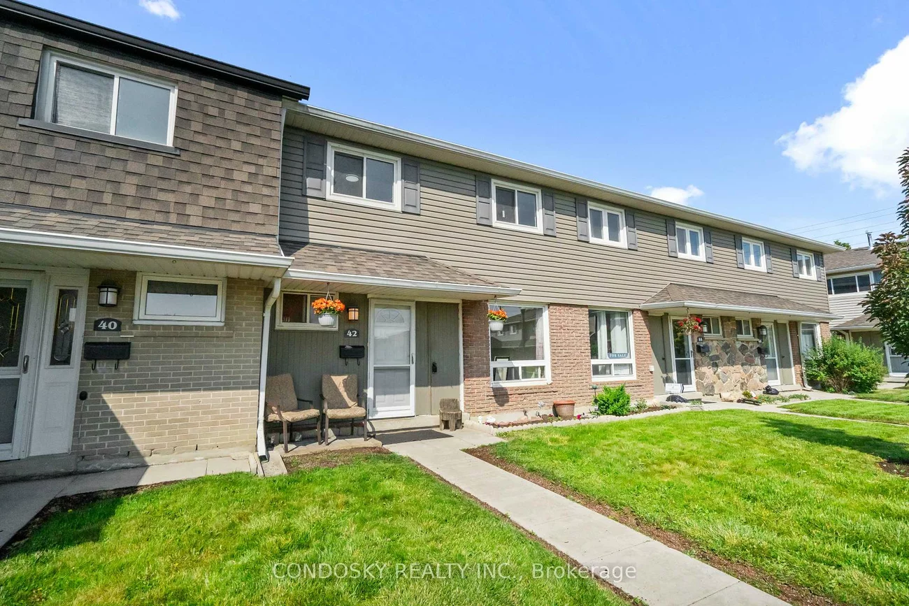 42, Village, Brampton East, Brampton