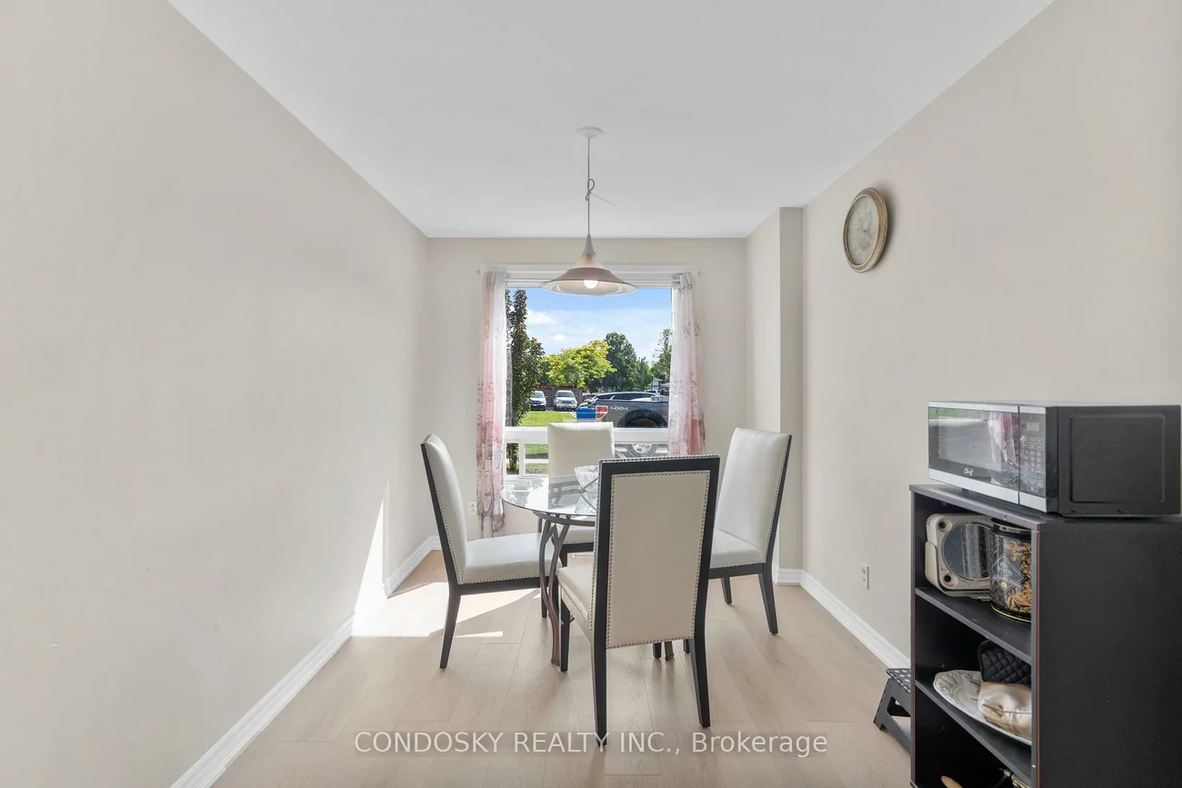 42, Village, Brampton East, Brampton