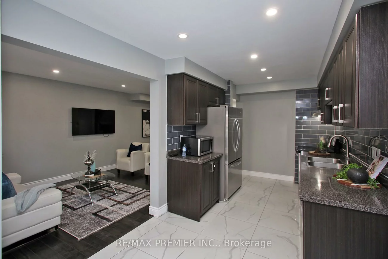 70, Gilgorm, Bram West, Brampton