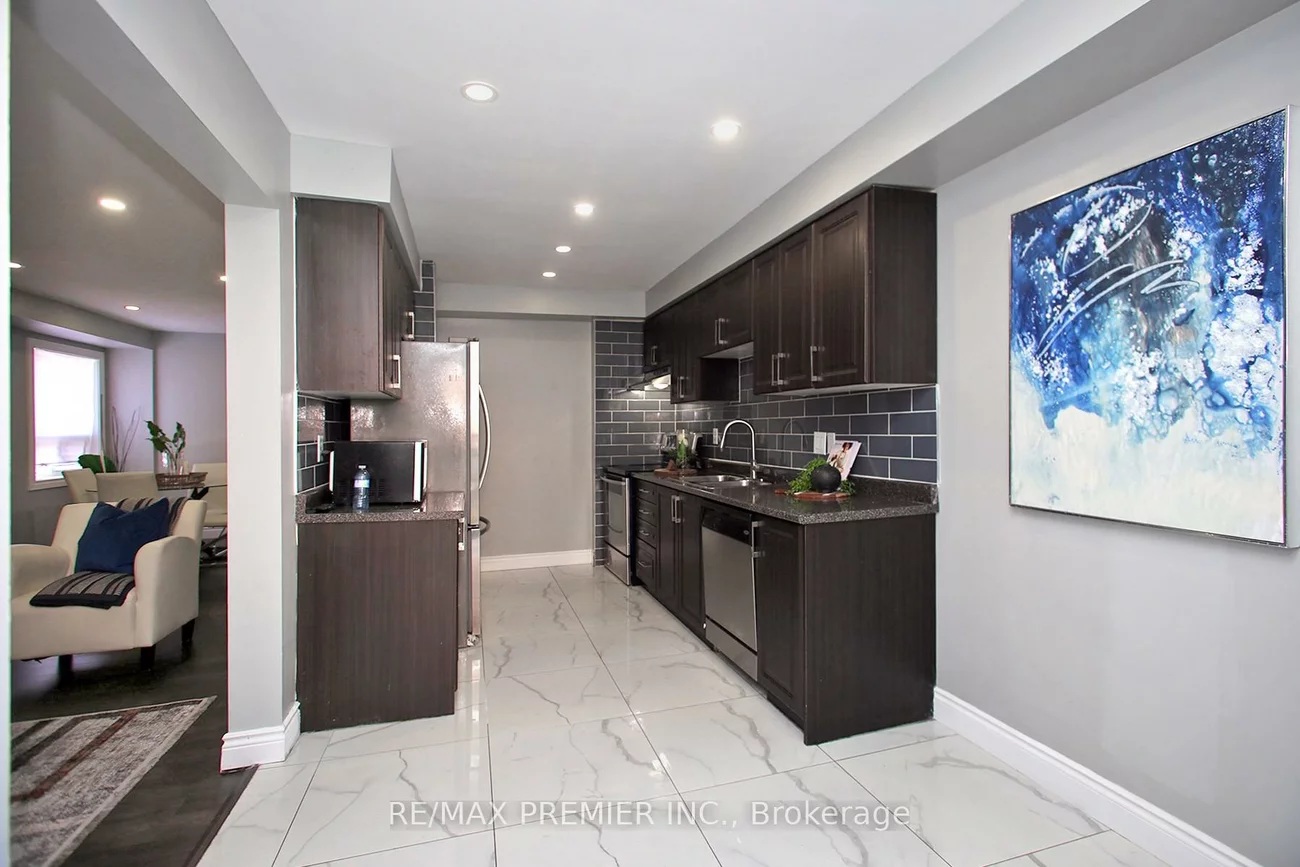 70, Gilgorm, Bram West, Brampton