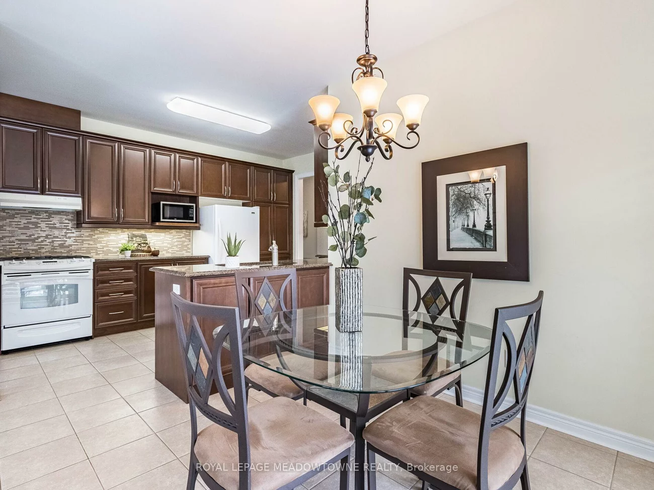 54, Locust, Sandringham-Wellington, Brampton