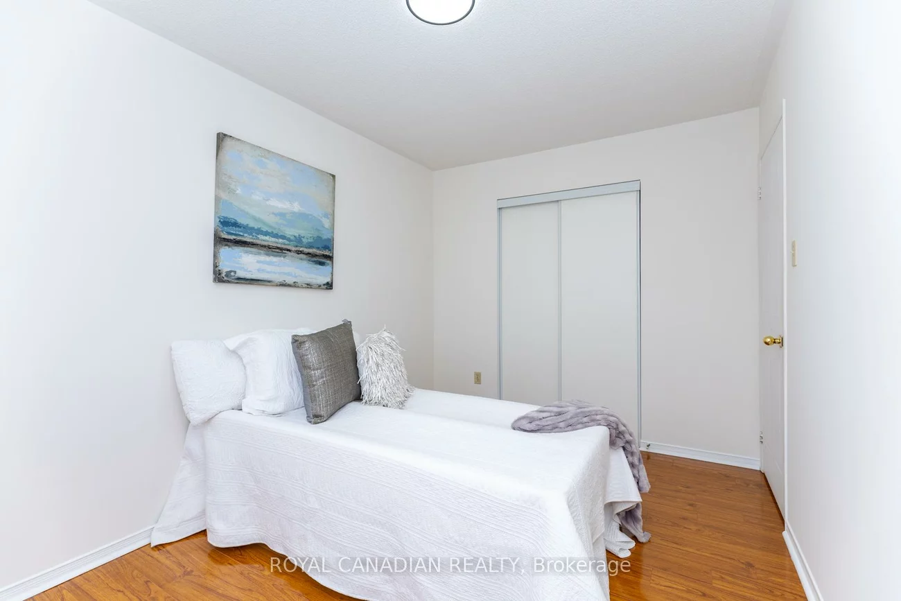 49, Goldenlight, Brampton West, Brampton