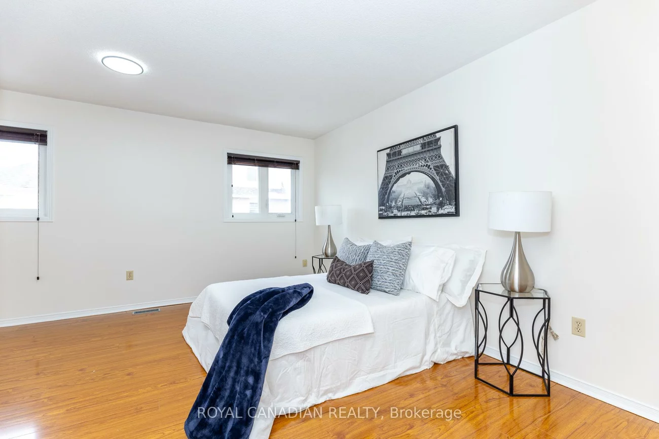 49, Goldenlight, Brampton West, Brampton