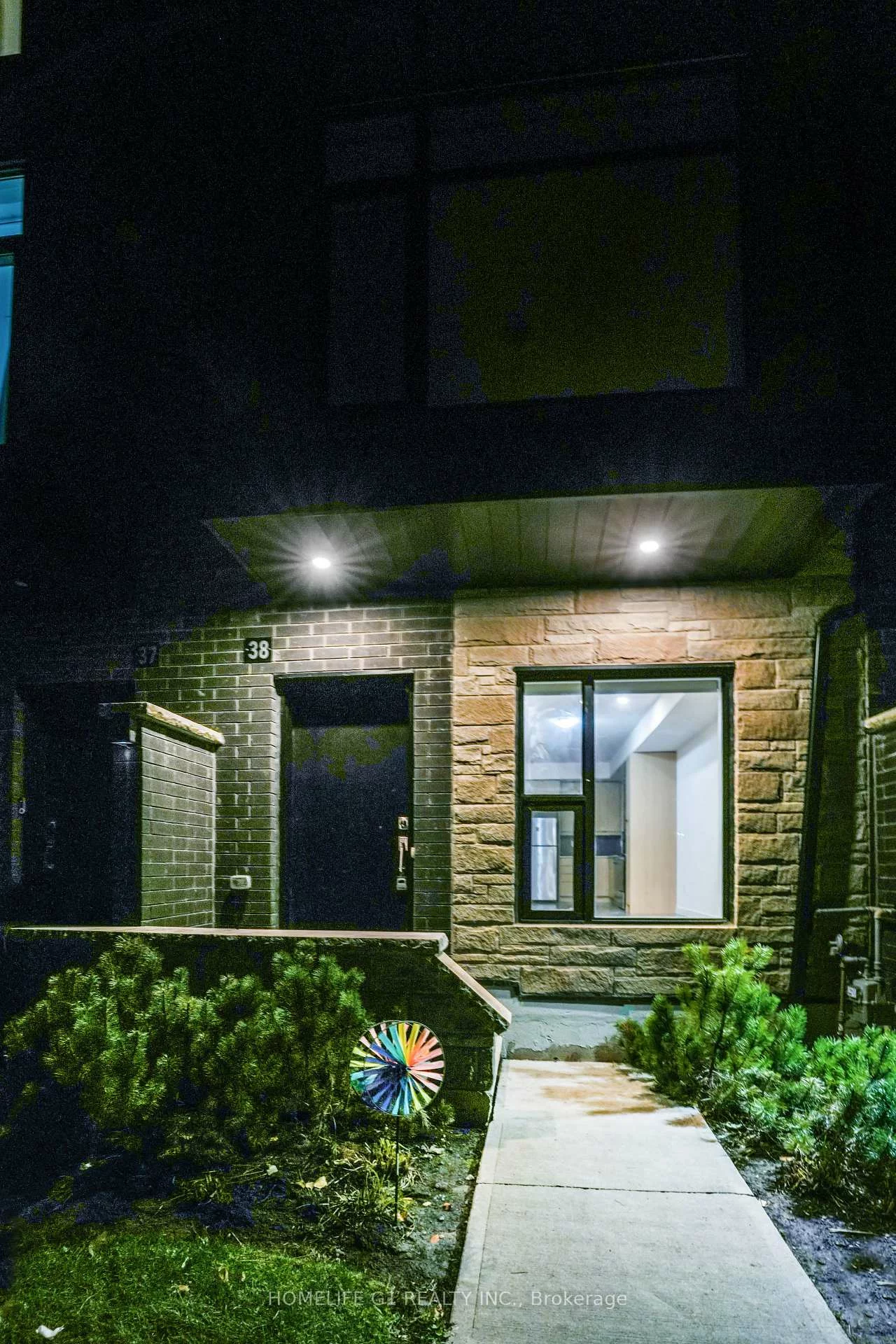 200, Malta, Fletcher's Creek South, Brampton