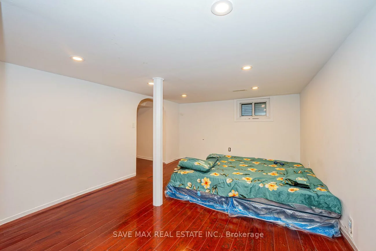 83, Fleetwood, Southgate, Brampton