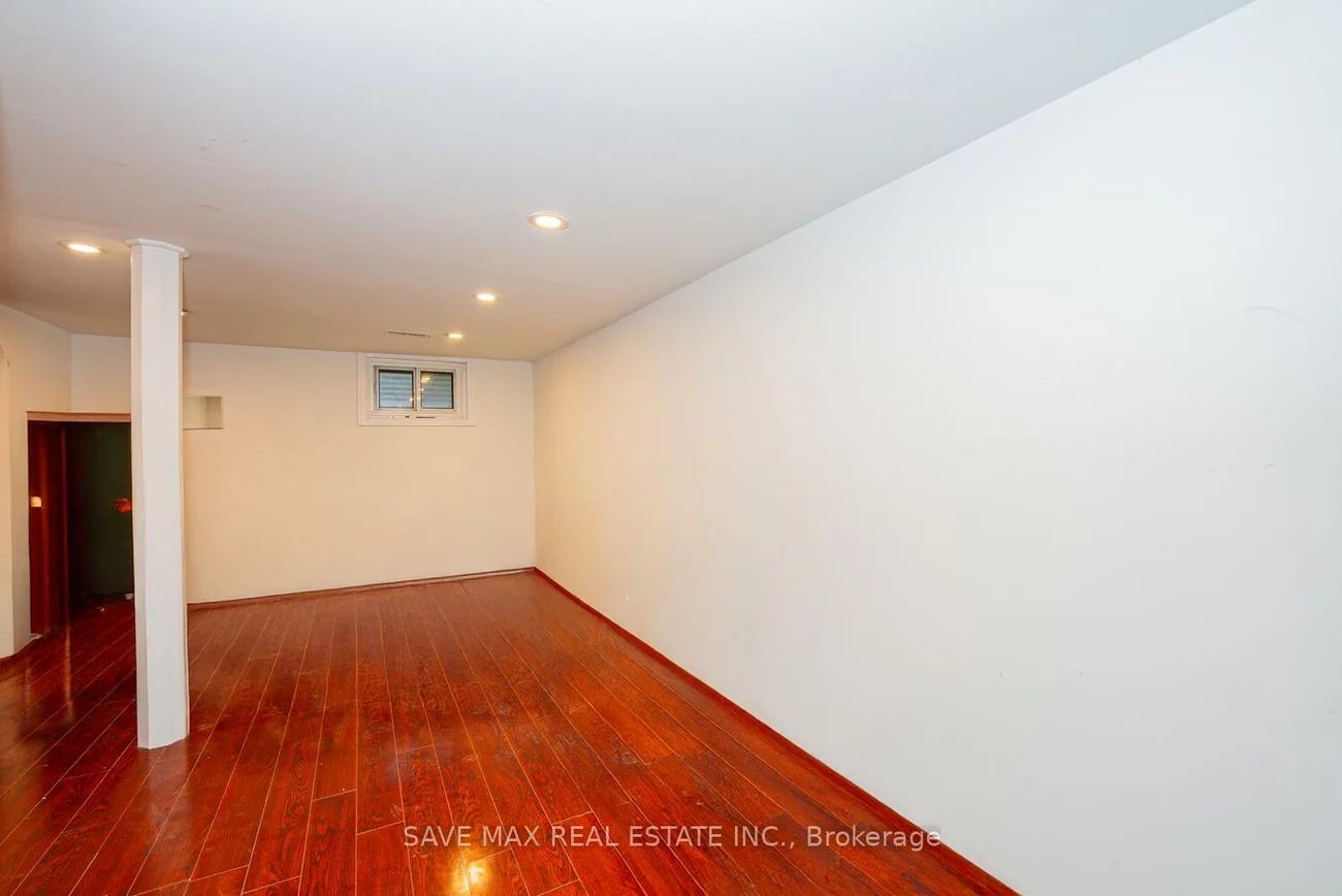 83, Fleetwood, Southgate, Brampton