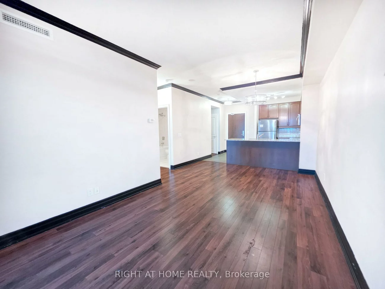 100, John, Downtown Brampton, Brampton