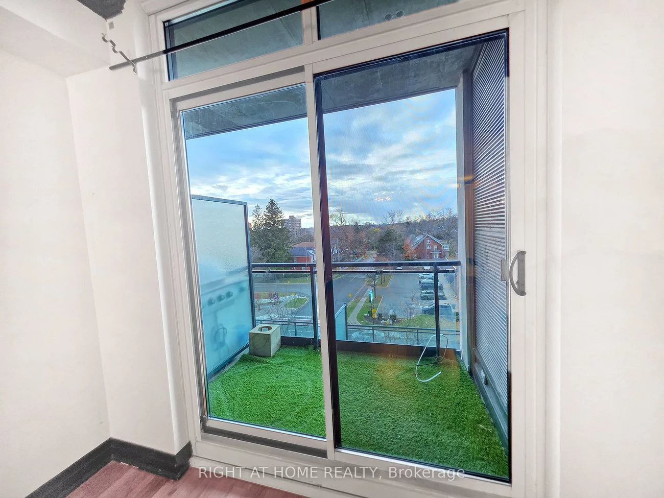 100, John, Downtown Brampton, Brampton