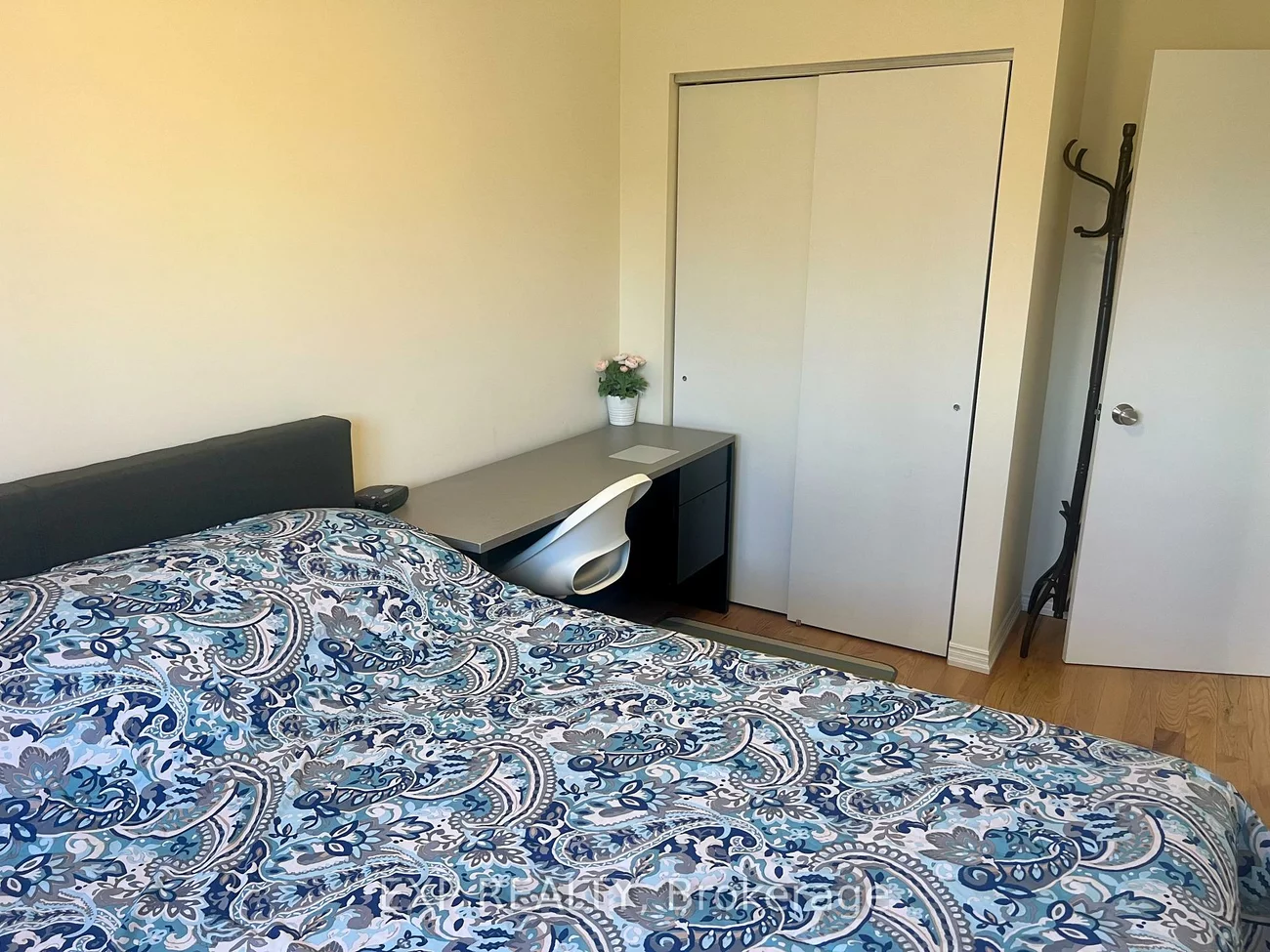 19, Darras, Southgate, Brampton