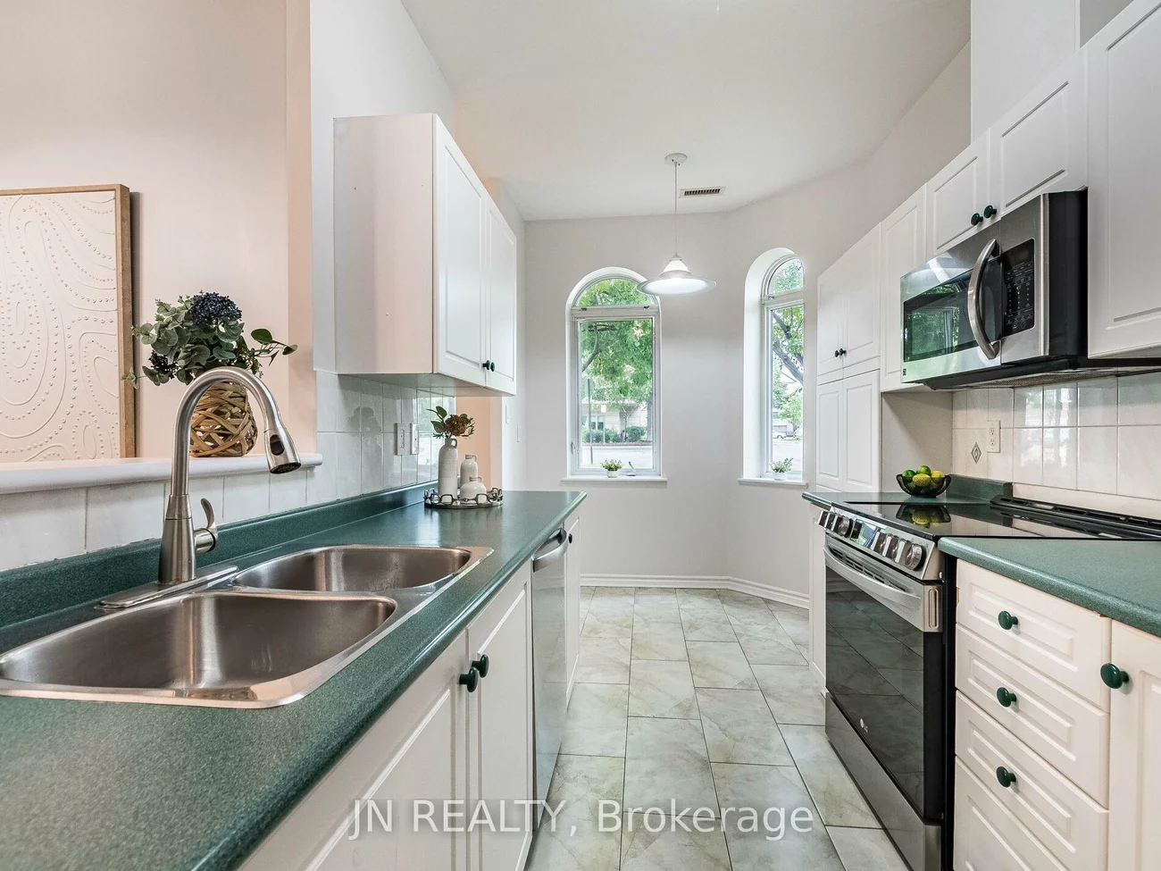 10, Dayspring, Goreway Drive Corridor, Brampton