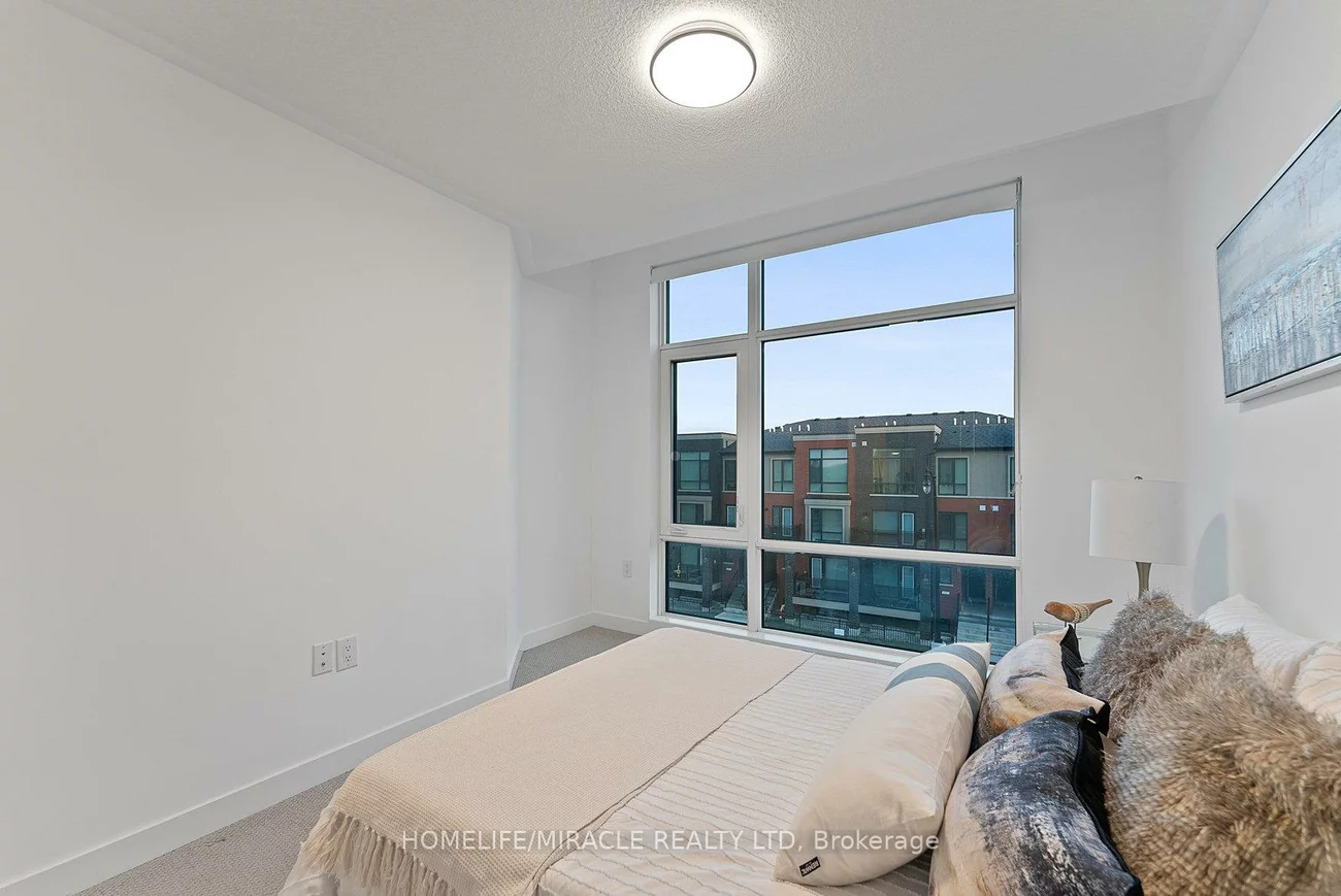 195, Veterans, Northwest Brampton, Brampton