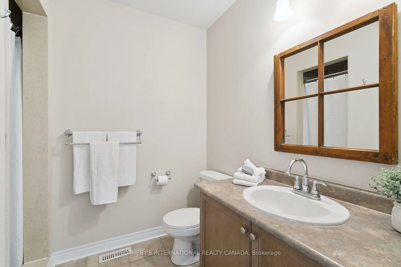 12, Fairvalley, Sandringham-Wellington, Brampton