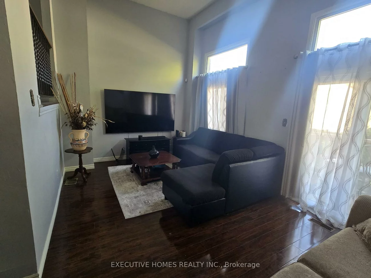 61, Collins, Brampton North, Brampton