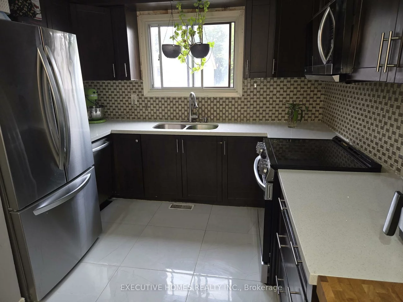 61, Collins, Brampton North, Brampton