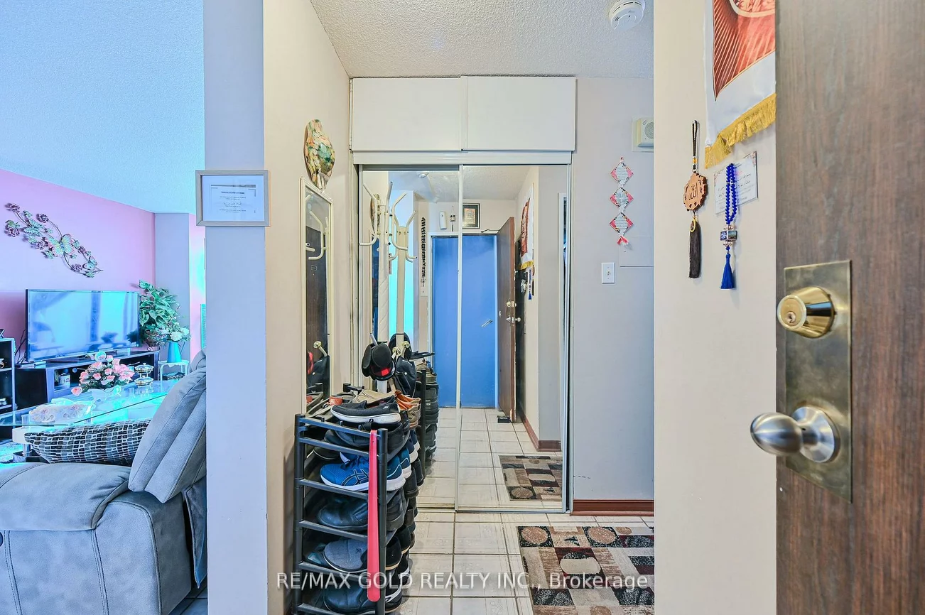 4, Kings Cross, Queen Street Corridor, Brampton