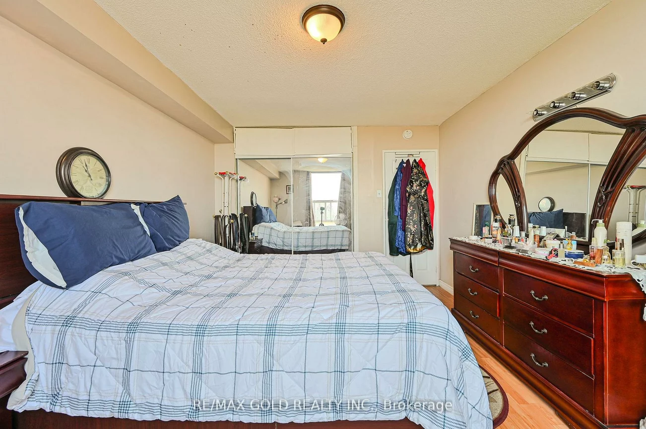 4, Kings Cross, Queen Street Corridor, Brampton