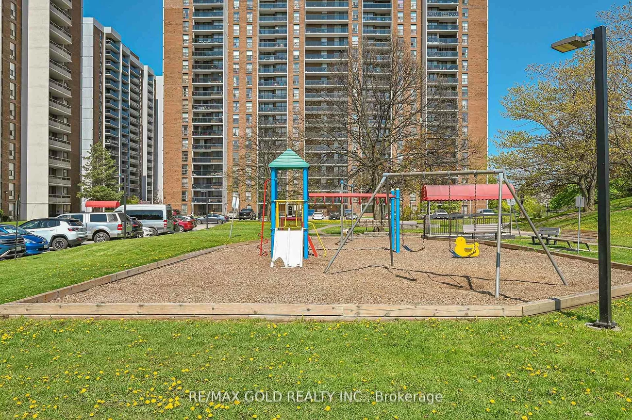 4, Kings Cross, Queen Street Corridor, Brampton