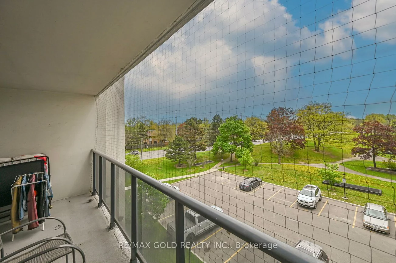 21, Knightsbridge, Queen Street Corridor, Brampton