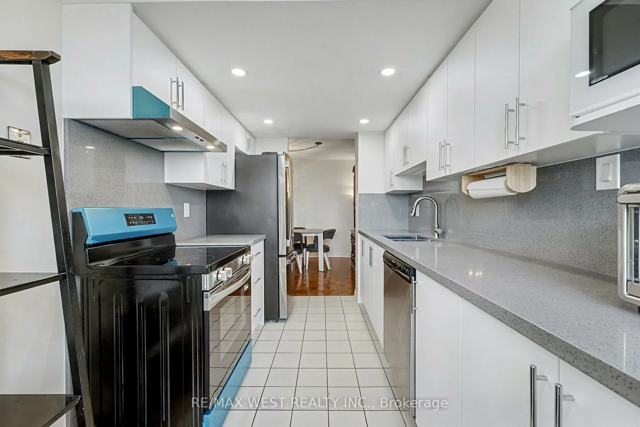 30, Malta, Fletcher's Creek South, Brampton