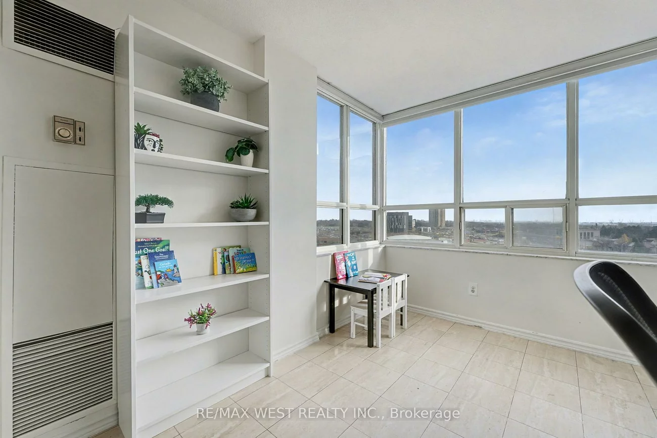 30, Malta, Fletcher's Creek South, Brampton