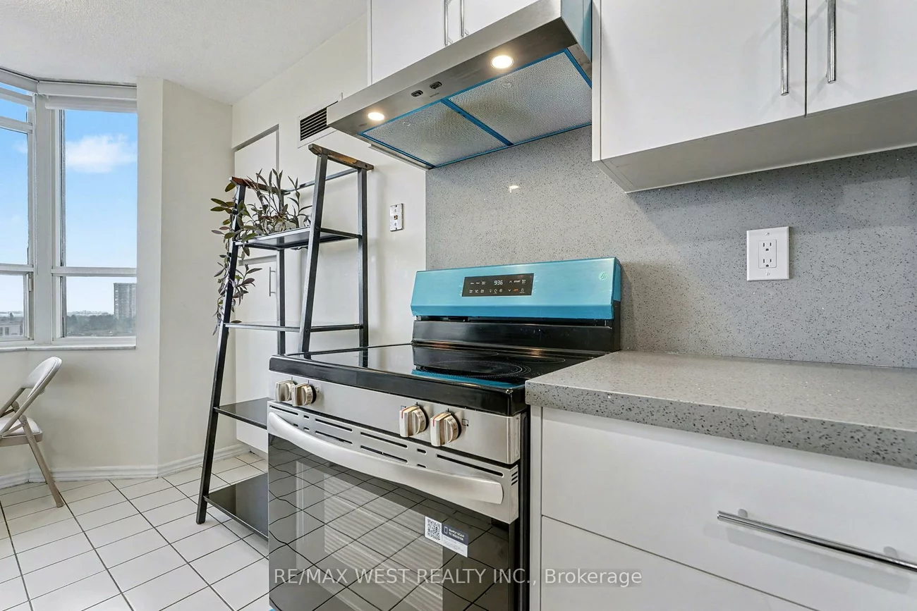 30, Malta, Fletcher's Creek South, Brampton