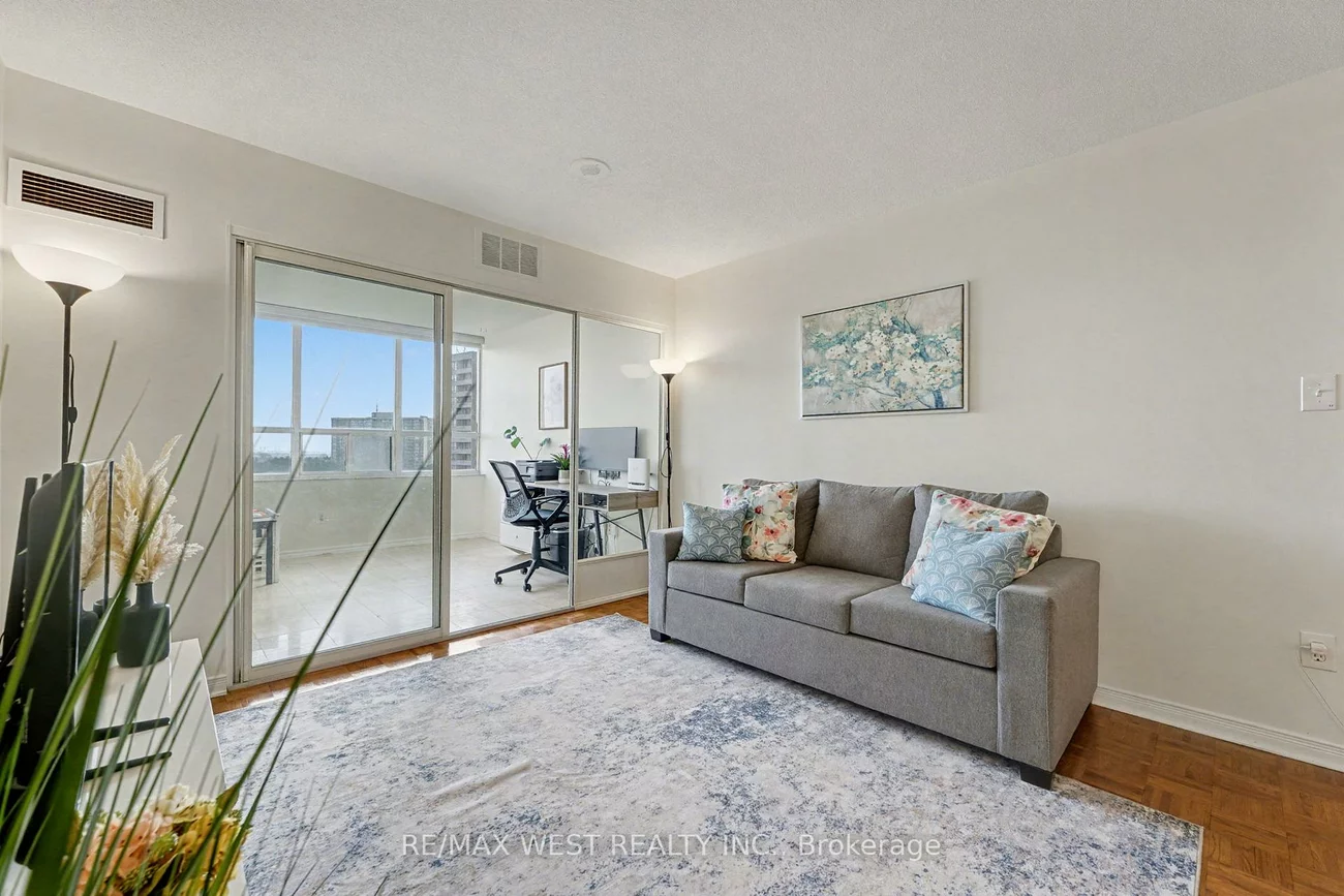 30, Malta, Fletcher's Creek South, Brampton