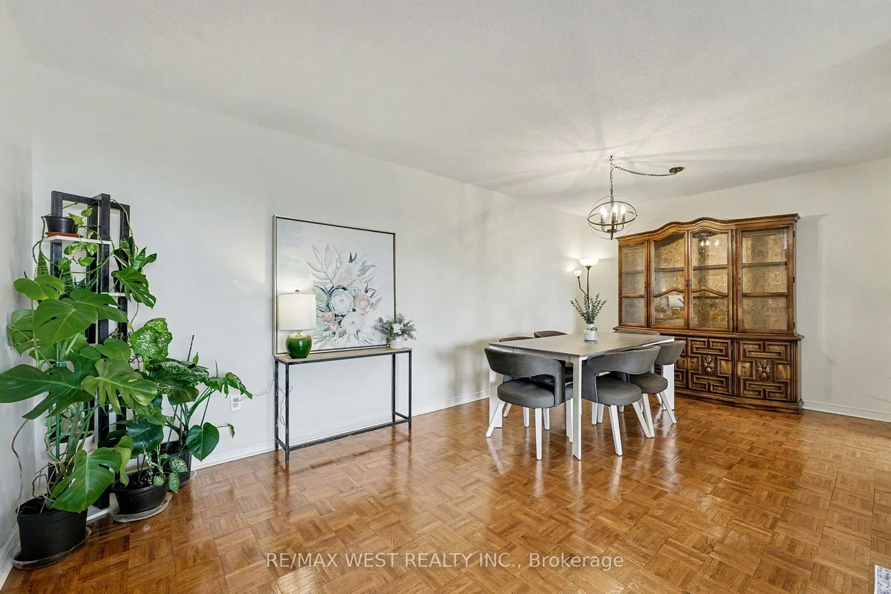 30, Malta, Fletcher's Creek South, Brampton