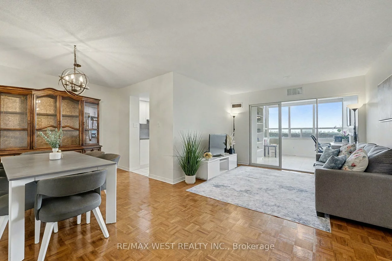 30, Malta, Fletcher's Creek South, Brampton