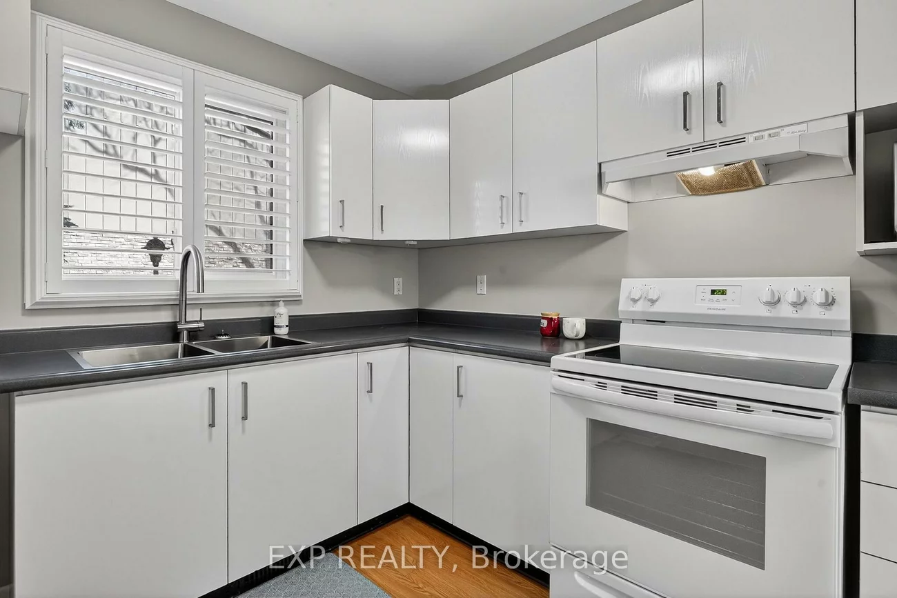 105, Hansen, Madoc, Brampton