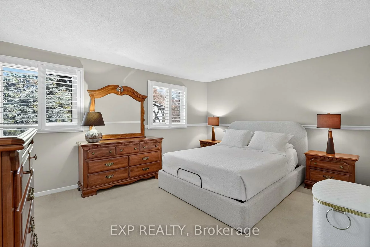 105, Hansen, Madoc, Brampton