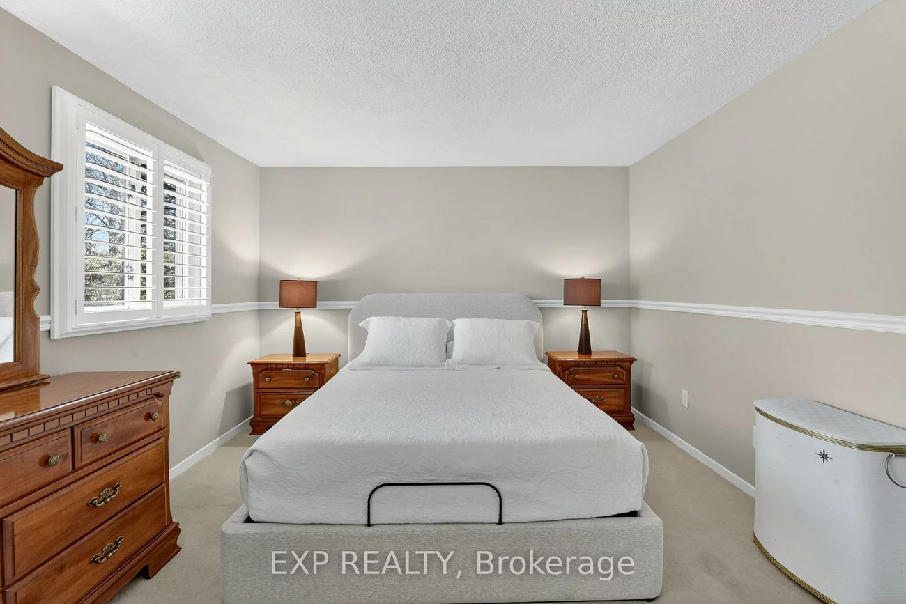 105, Hansen, Madoc, Brampton