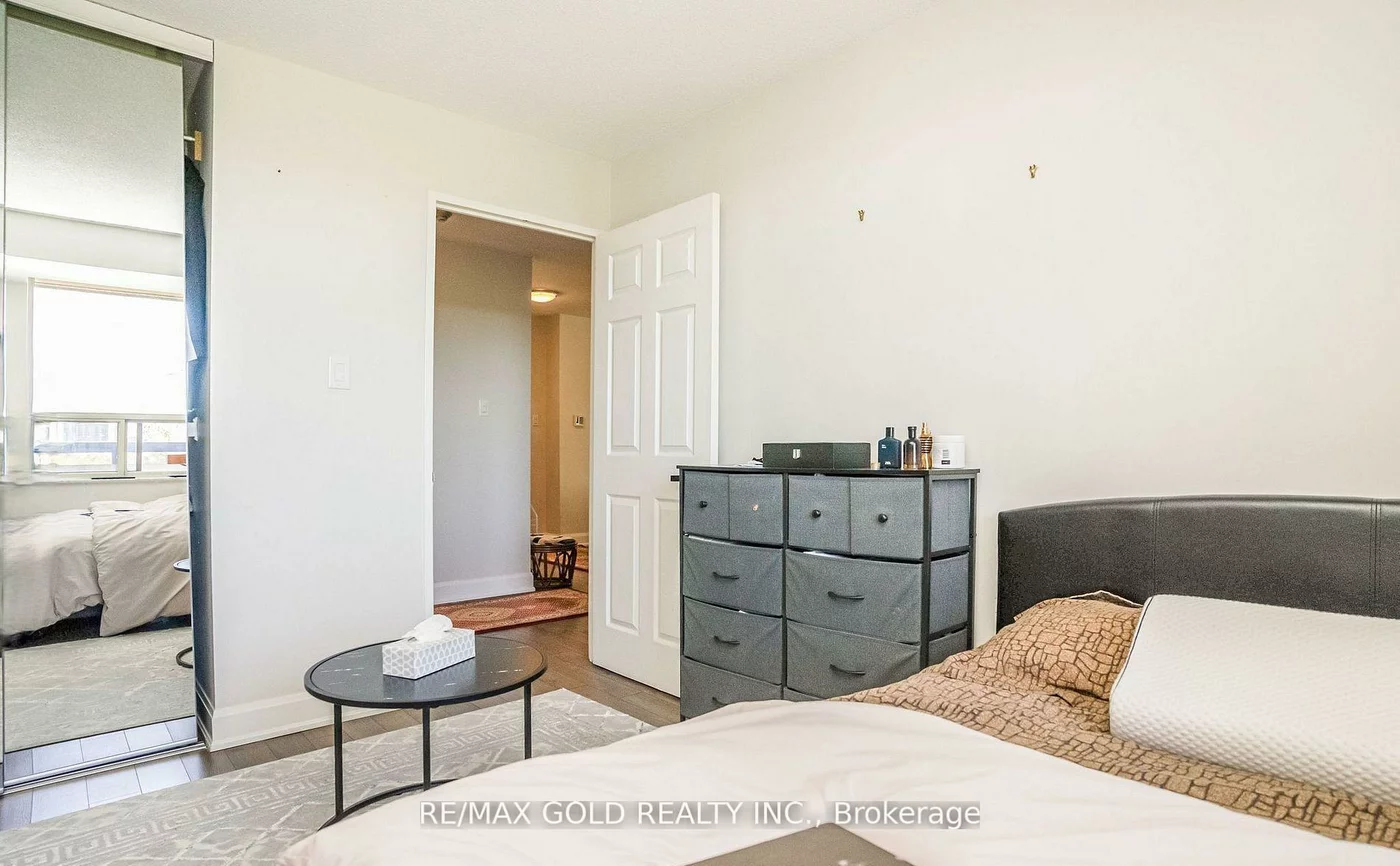 30, Malta, Fletcher's Creek South, Brampton