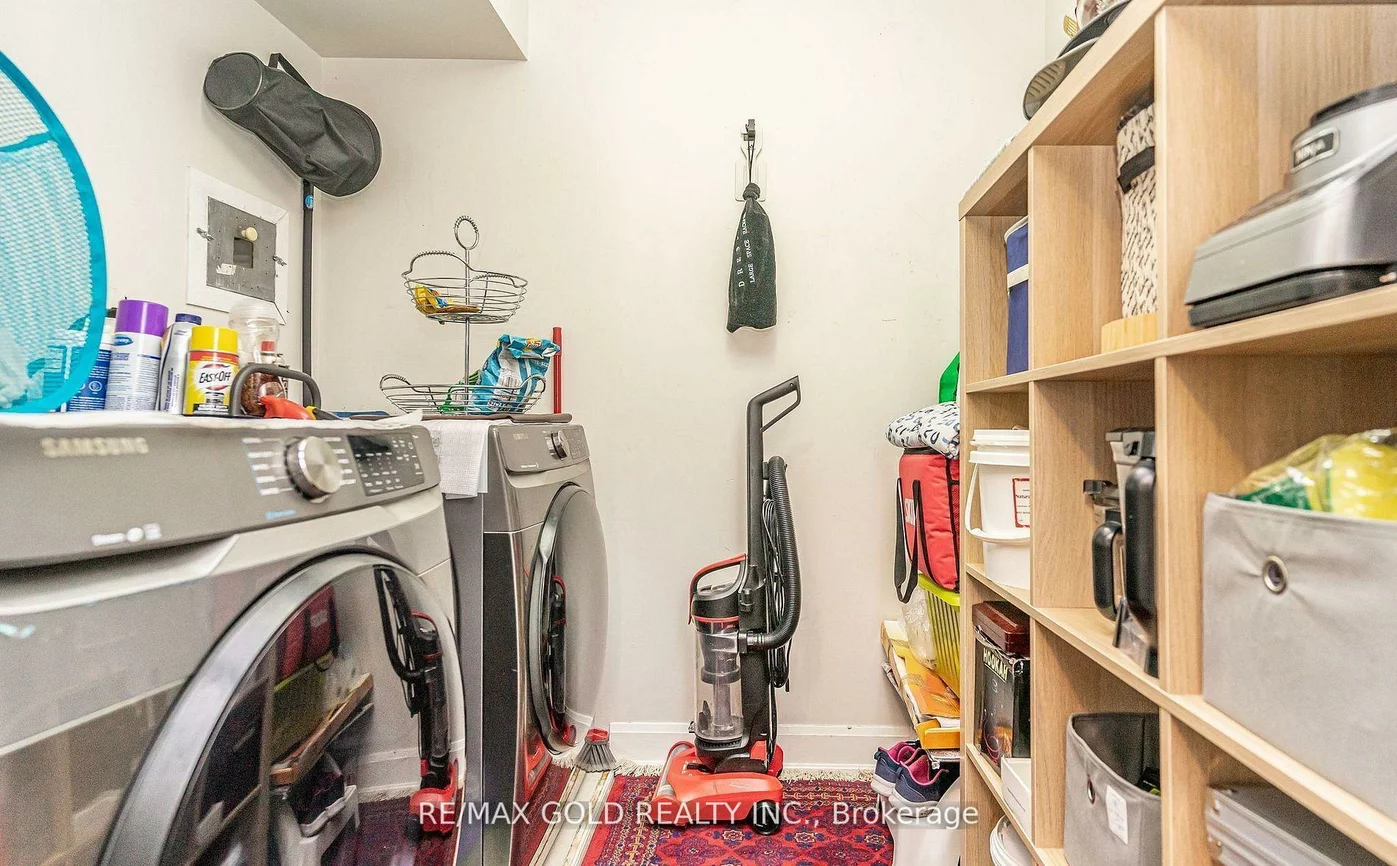 30, Malta, Fletcher's Creek South, Brampton