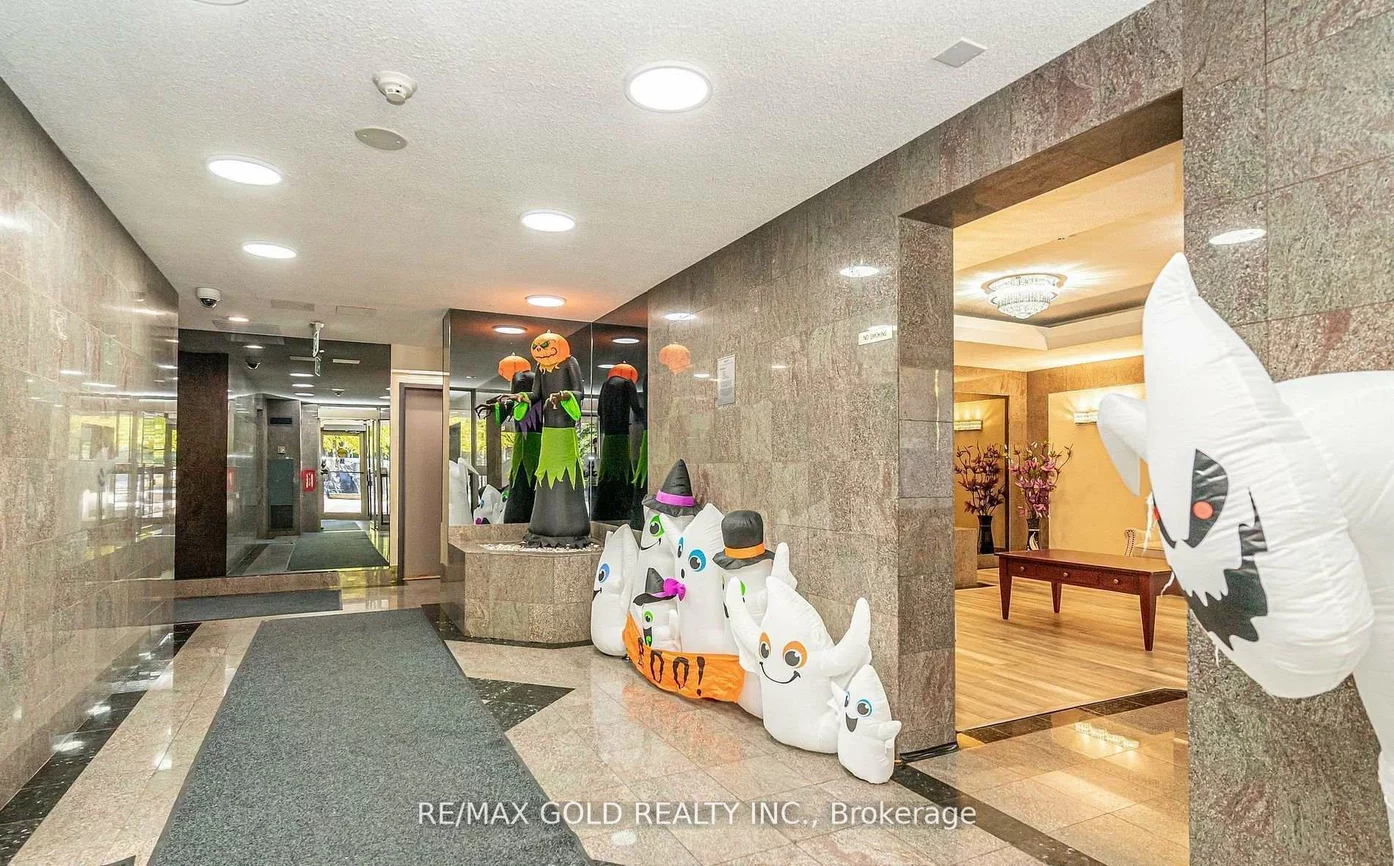 30, Malta, Fletcher's Creek South, Brampton