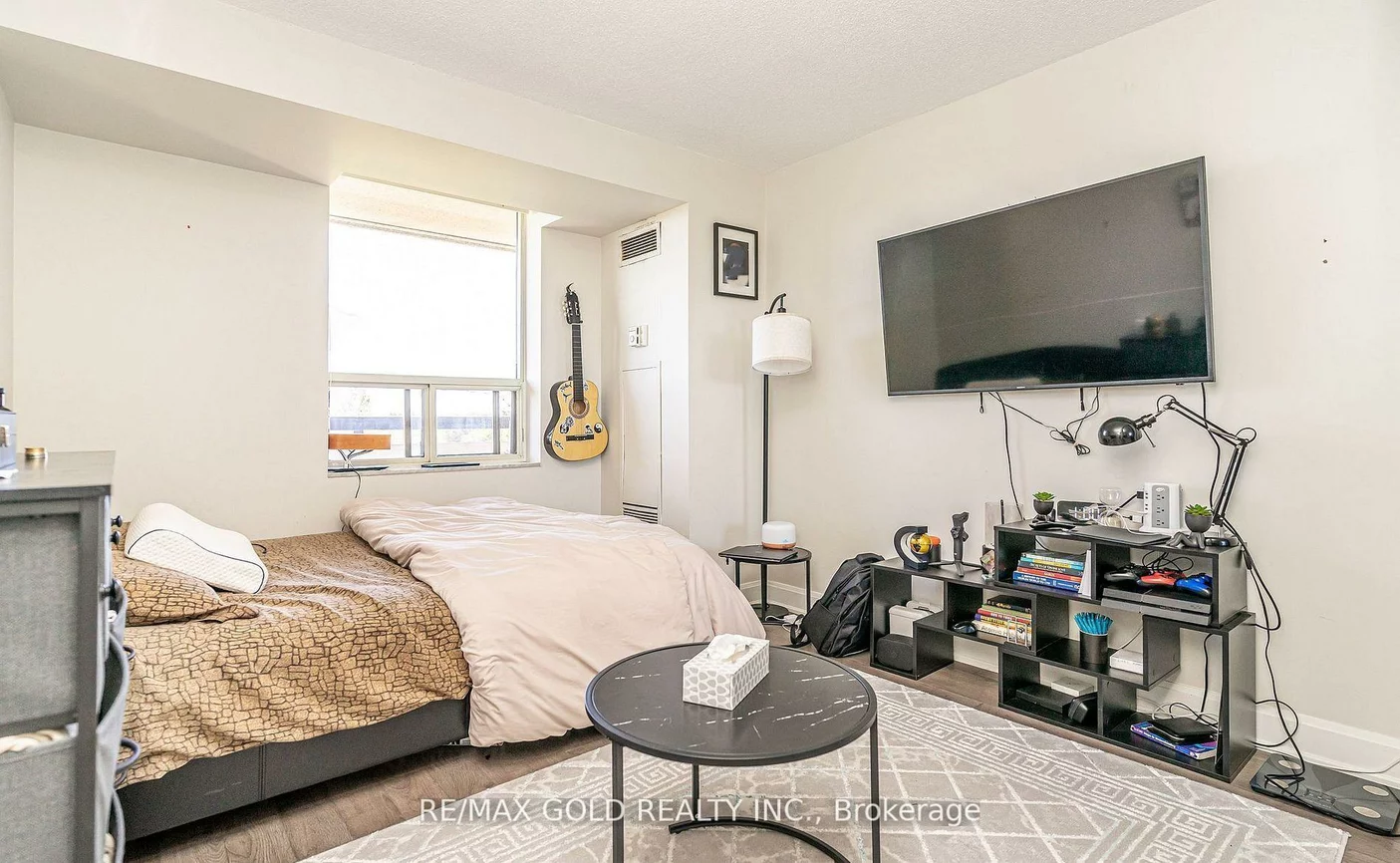 30, Malta, Fletcher's Creek South, Brampton