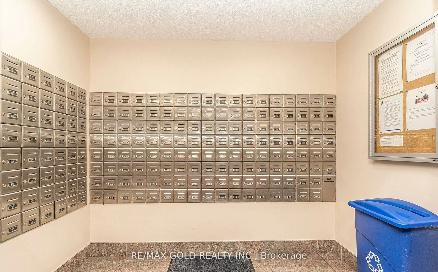 30, Malta, Fletcher's Creek South, Brampton