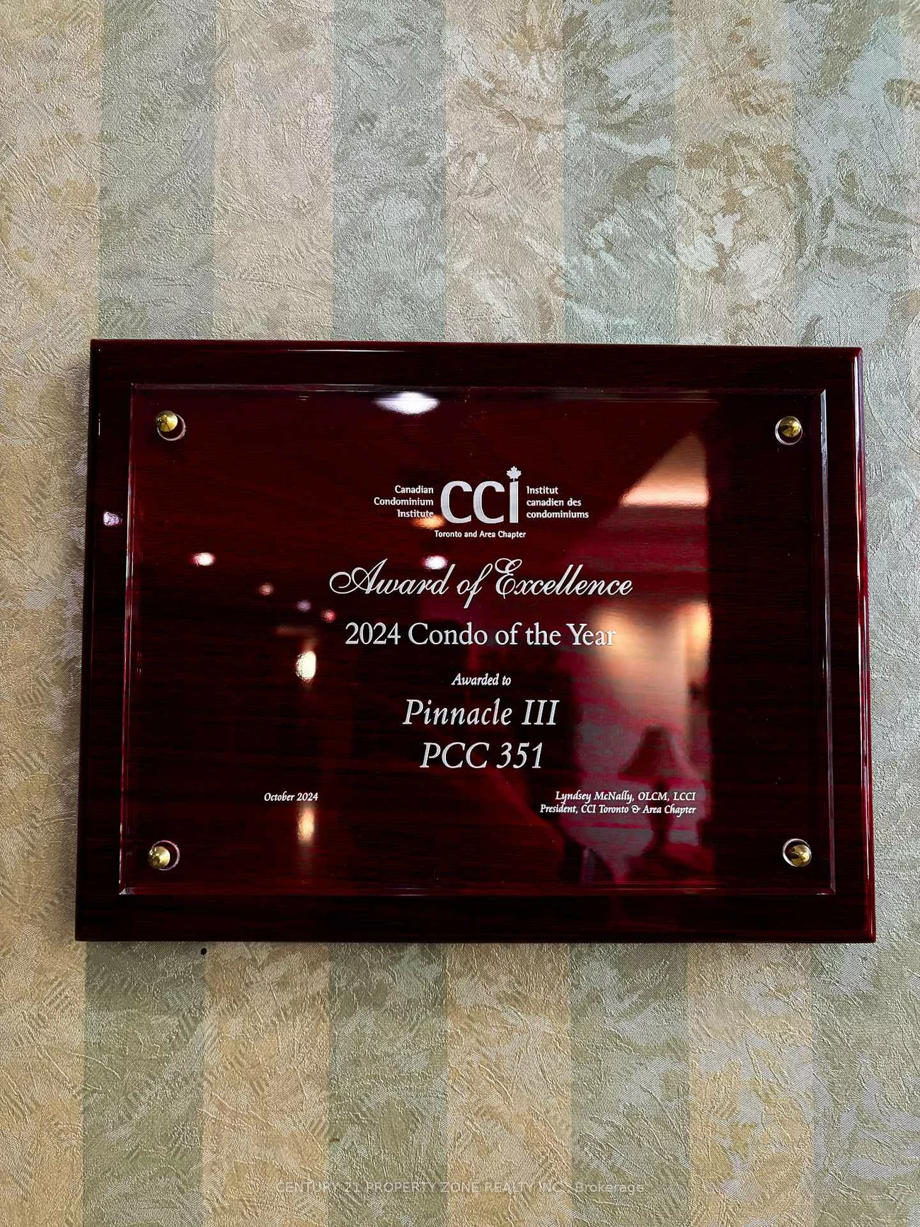 330, Mill, Brampton South, Brampton