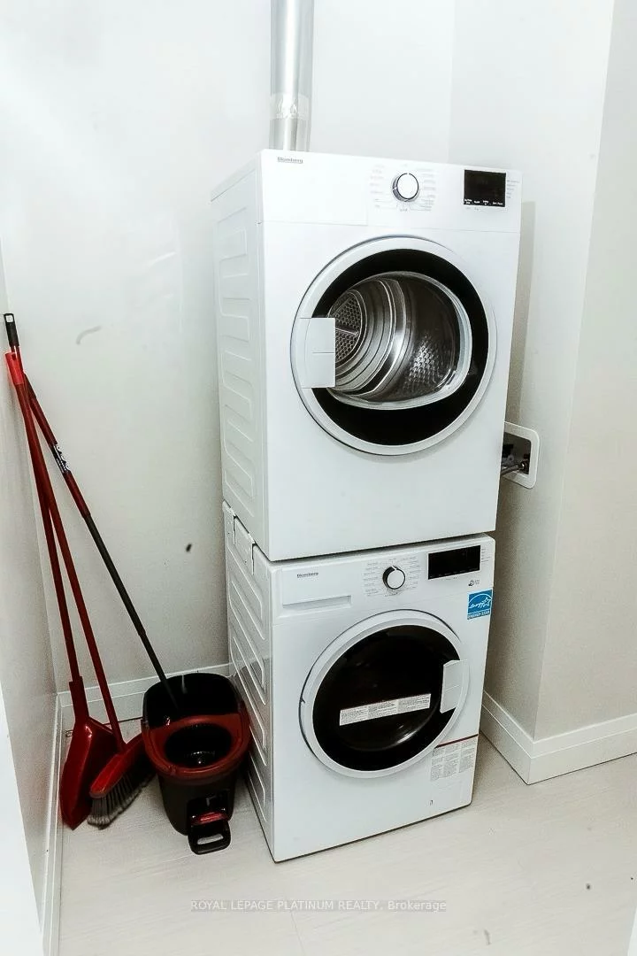 15, Lynch, Queen Street Corridor, Brampton