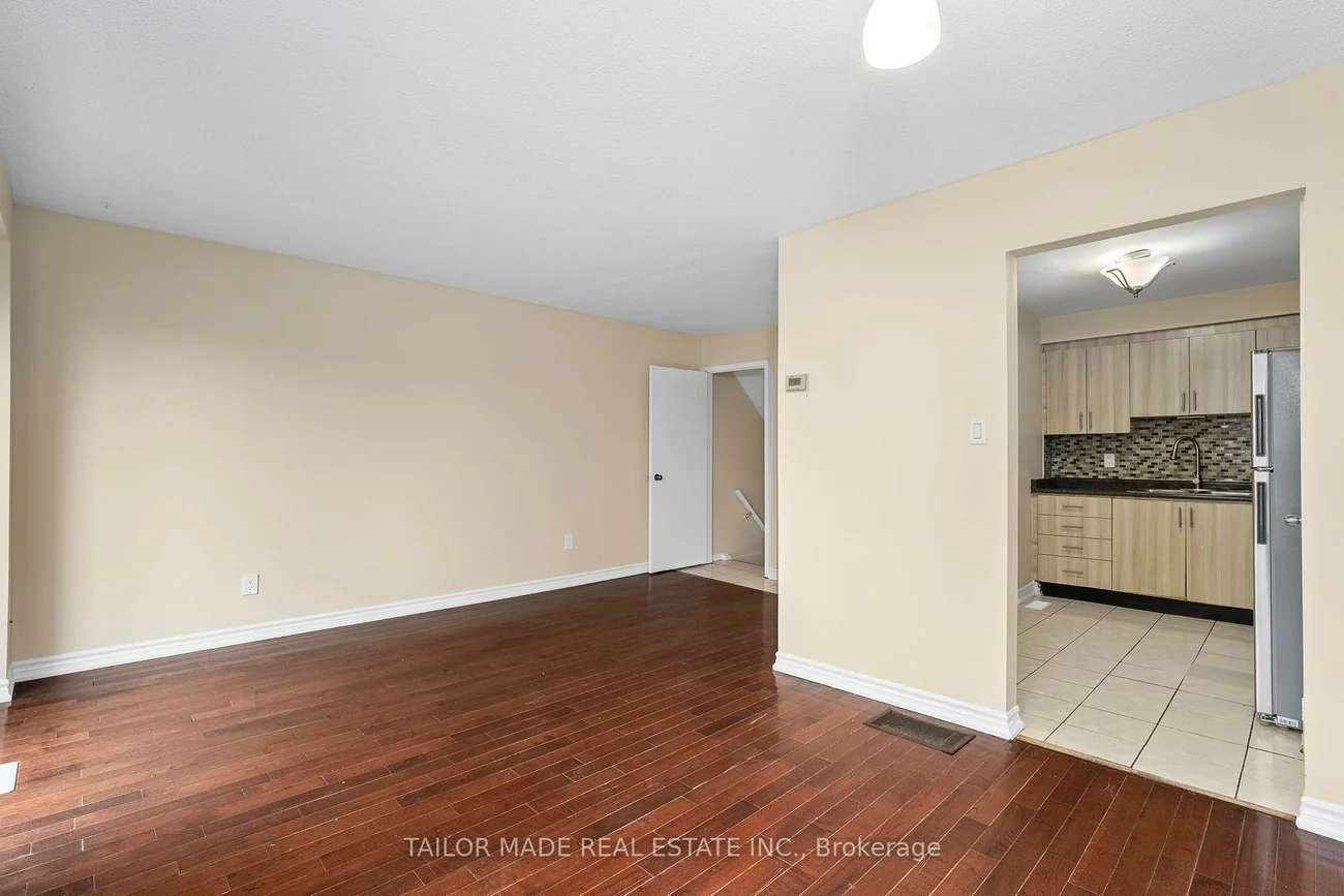 38, Collins, Brampton North, Brampton