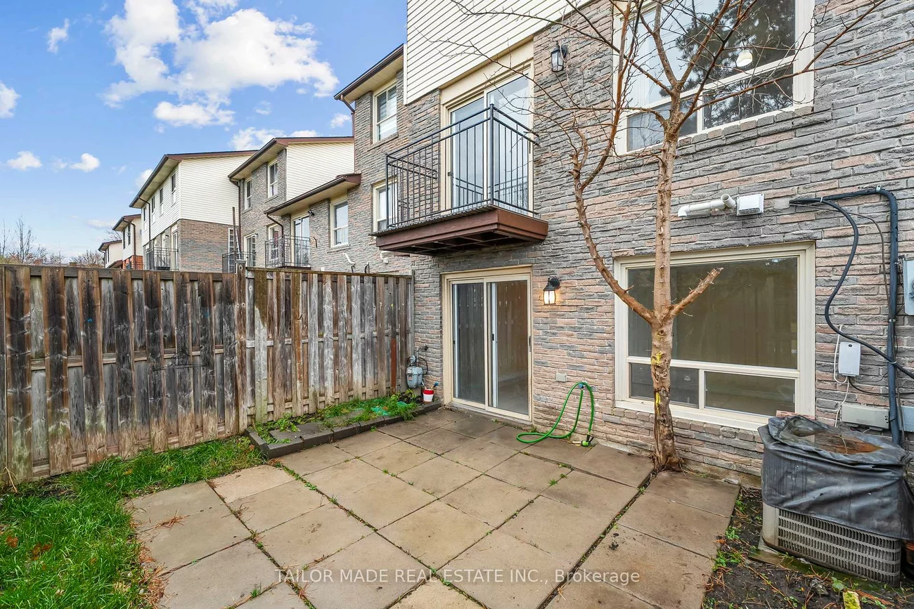 38, Collins, Brampton North, Brampton