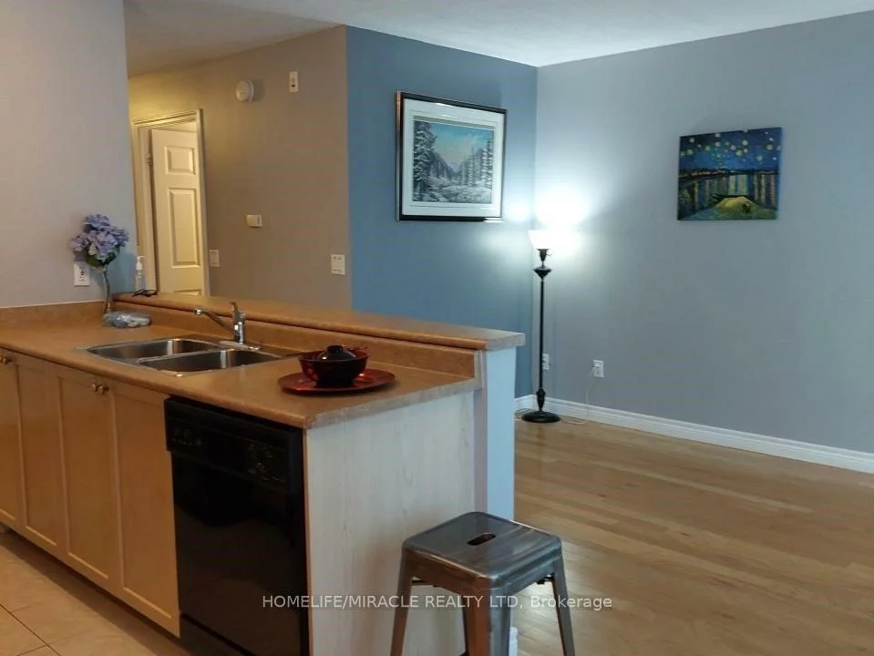 25, Via Rosedale, Sandringham-Wellington, Brampton