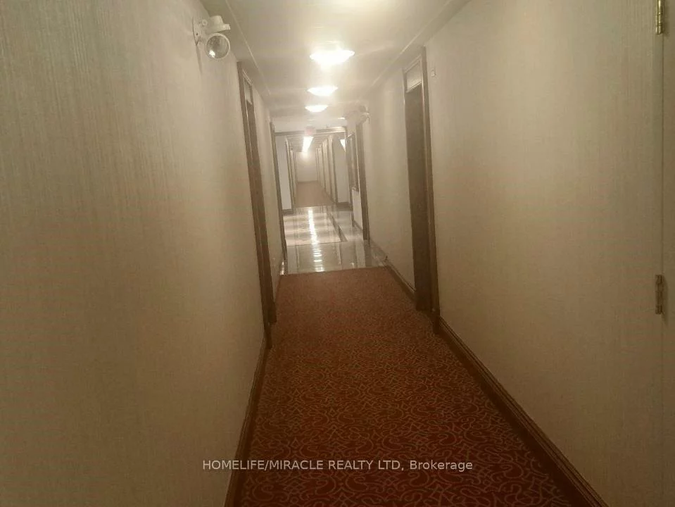 25, Via Rosedale, Sandringham-Wellington, Brampton