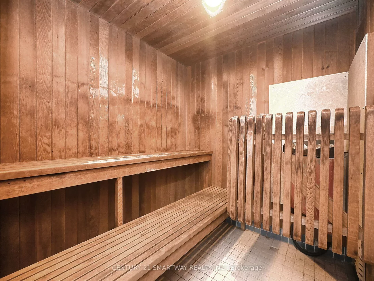 320, Mill, Brampton South, Brampton