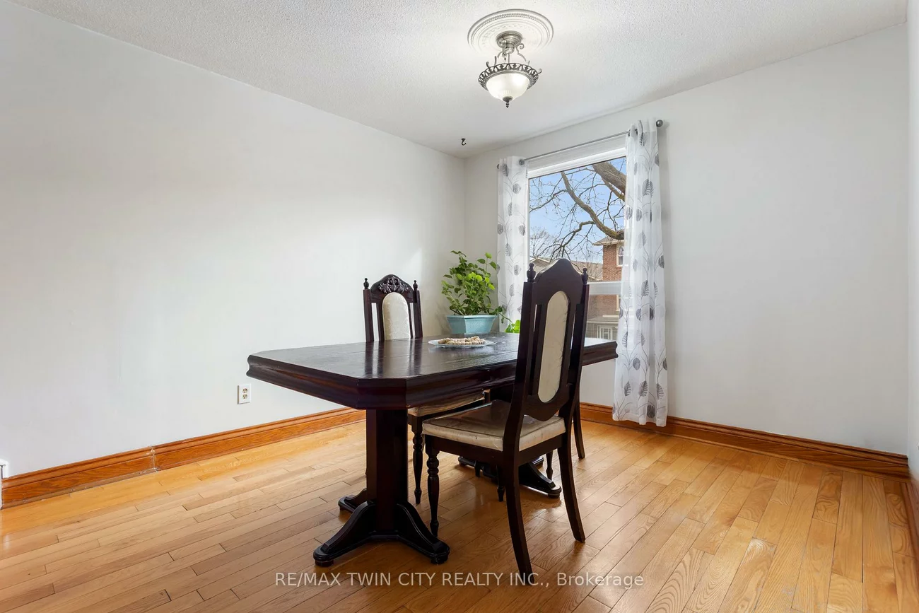 7, Eden Park, Southgate, Brampton