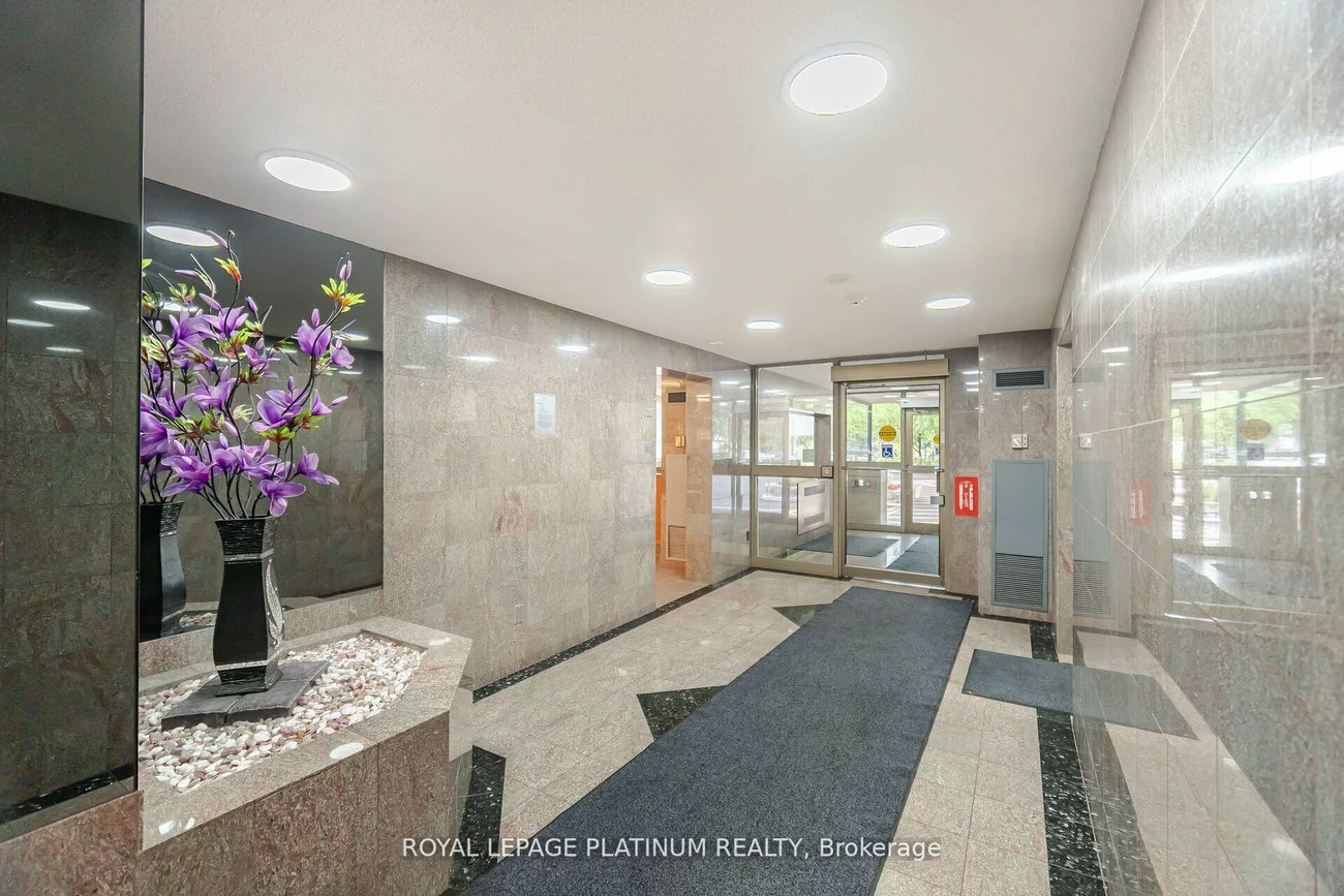 30, Malta, Fletcher's Creek South, Brampton