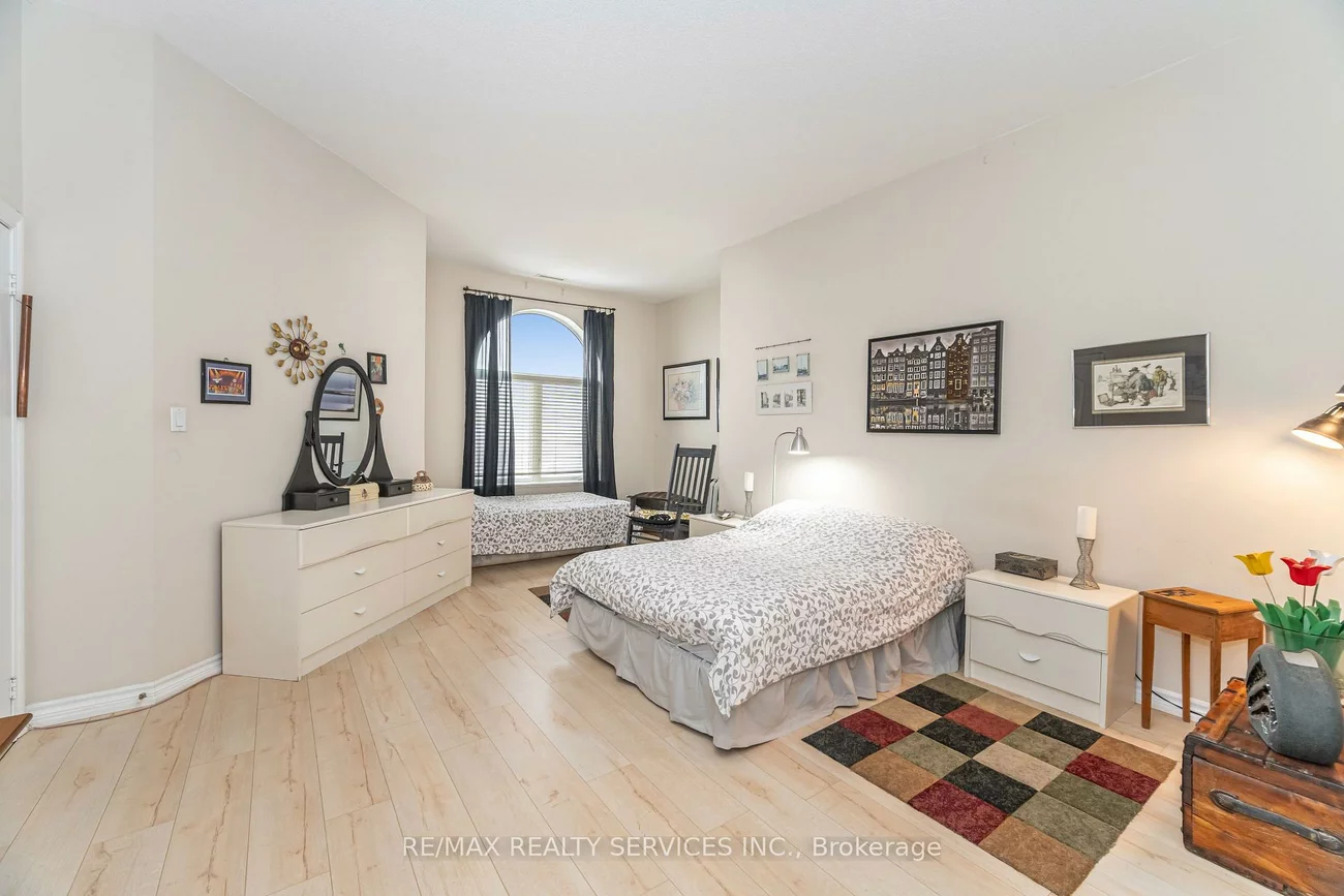 7, Dayspring, Goreway Drive Corridor, Brampton