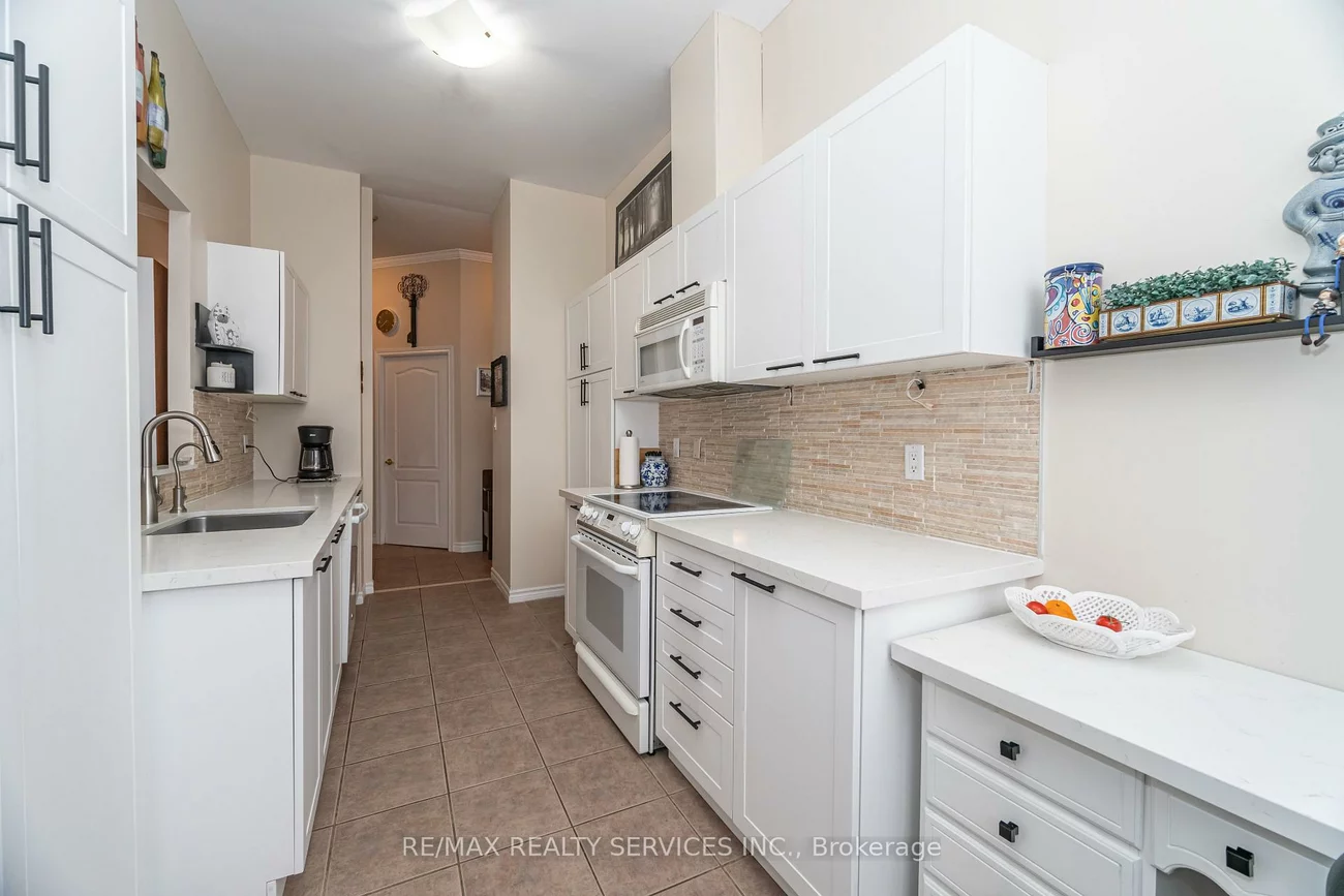 7, Dayspring, Goreway Drive Corridor, Brampton