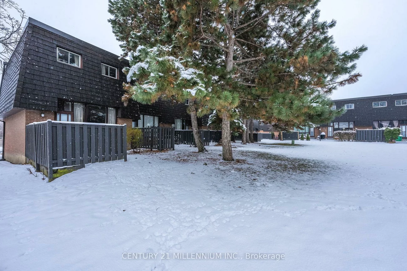 79, Darras, Southgate, Brampton