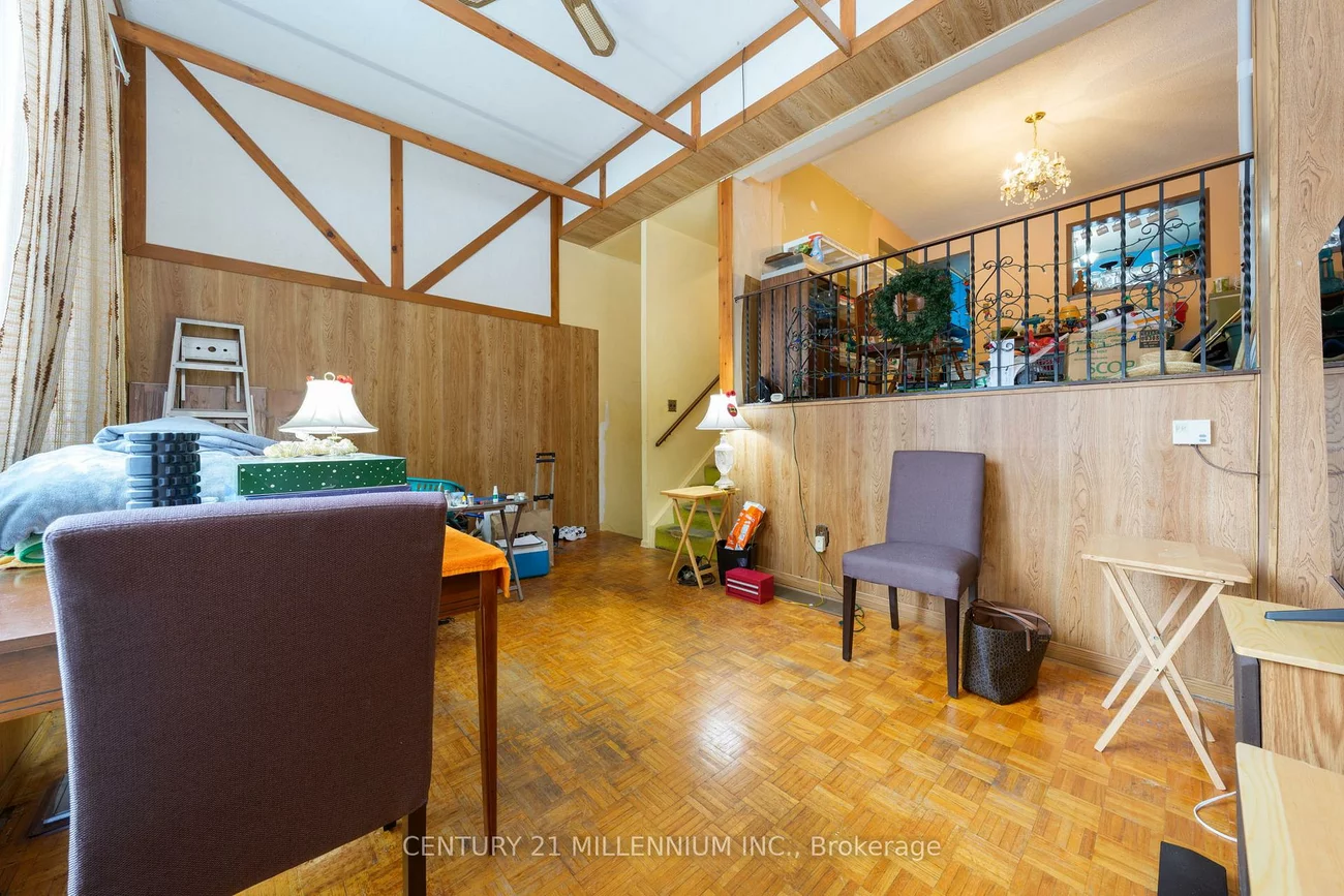 79, Darras, Southgate, Brampton