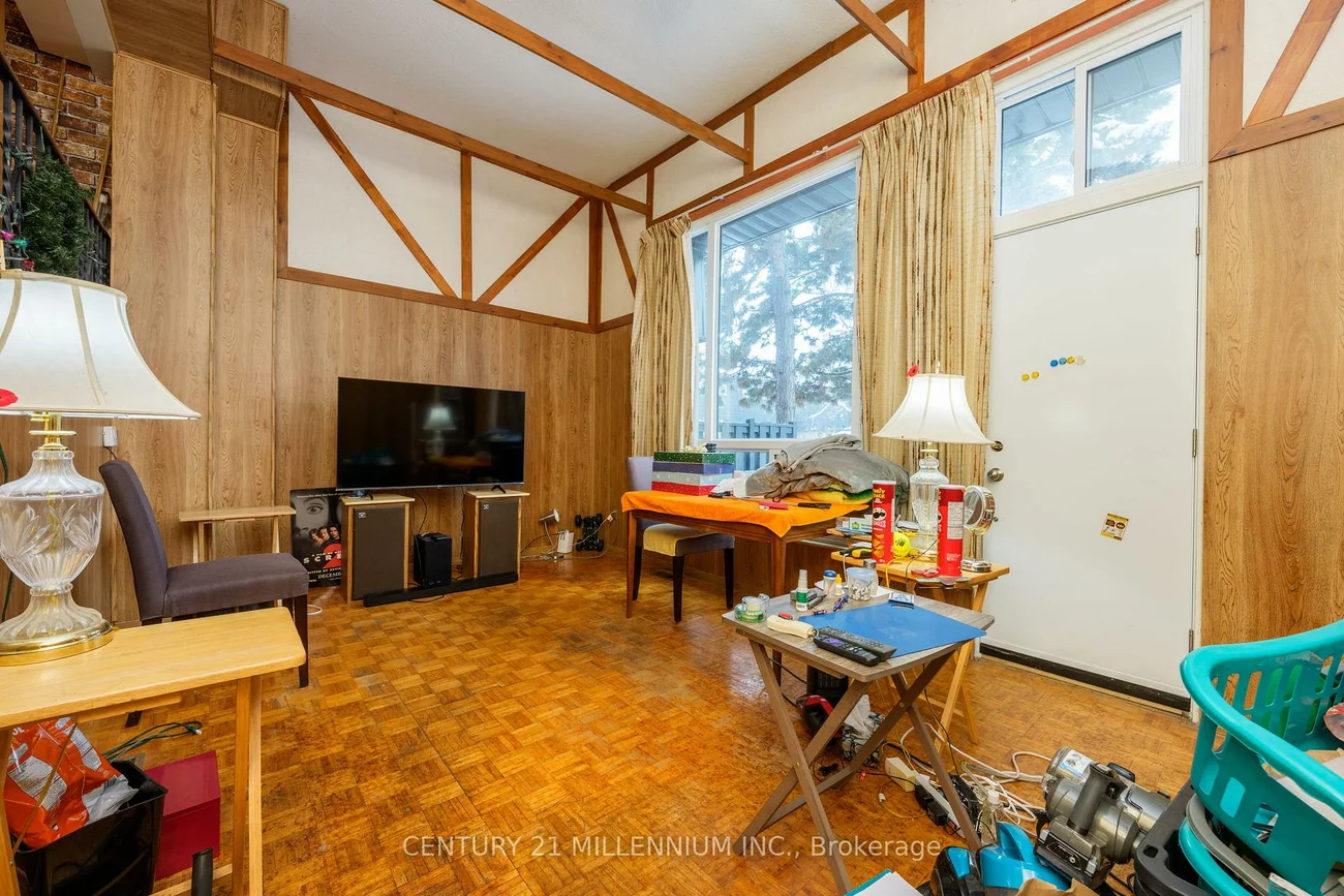 79, Darras, Southgate, Brampton